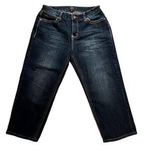Cato distressed dark blue denim capris size 8